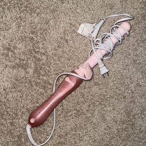 The Beachwaver Co. Pink and White Hair Styler